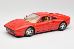 Ferrari 288 GTO Rød Bburago 1:18 3027 Metal