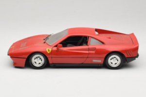 Ferrari 288 GTO Rød Tonka 1:18 3233 Metal — billede 4 af 8