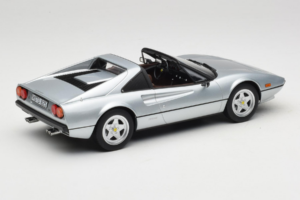 Ferrari 308 GTS Sølv Norev 1:18 187934 Metal — billede 2 af 7