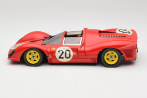 Ferrari 330 P4 #20 Rød 1967 Revell 1:18 48822-P1 Metal — billede 4 af 8