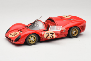 Ferrari 330 P4 #23 L. Bandini / C. Amon 24 Hours of Daytona Winner 1967 Revell 1:18 48833 Metal — billede 2 af 8