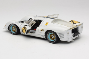 Ferrari 330 P4 #25 Hvid Revell 1:18 48845 Metal — billede 5 af 8