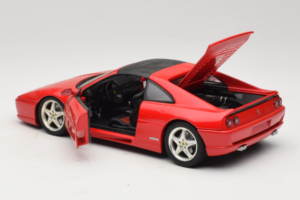 Ferrari F355 GTS Rød UT Models 1:18 22111 Metal — billede 5 af 8