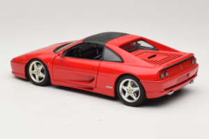 Ferrari F355 GTS Rød UT Models 1:18 22111 Metal — billede 7 af 8