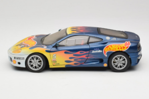 Ferrari 360 Modena Challenge #5 Hot Wheels Purple Fire Livery 1999 Bburago 1:18 29619 Metal — billede 4 af 8