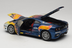 Ferrari 360 Modena Challenge #5 Hot Wheels Purple Fire Livery 1999 Bburago 1:18 29619 Metal — billede 5 af 8