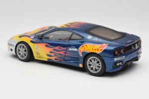 Ferrari 360 Modena Challenge #5 Hot Wheels Purple Fire Livery 1999 Bburago 1:18 29619 Metal — billede 7 af 8