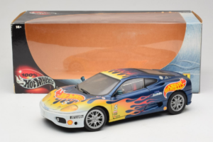 Ferrari 360 Modena Challenge #5 Hot Wheels Purple Fire Livery 1999 Bburago 1:18 29619 Metal — billede 8 af 8