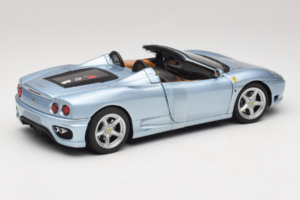 Ferrari 360 Spider Blå The Italian Job Hot Wheels 1:18 P9905 Metal — billede 2 af 6