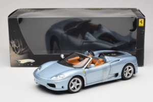 Ferrari 360 Spider Blå The Italian Job Hot Wheels 1:18 P9905 Metal — billede 6 af 6