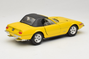 Ferrari 365 GTS/4 Daytona Cabriolet Gul Techno Giodi 1:18 740028 Metal — billede 3 af 8