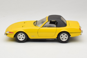 Ferrari 365 GTS/4 Daytona Cabriolet Gul Techno Giodi 1:18 740028 Metal — billede 4 af 8