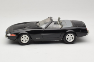 Ferrari 365 GTB/4 Daytona Cabriolet Sort Techno Giodi 1:18 40011-B1 Metal — billede 4 af 8