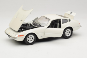 Ferrari 365 GTB/4 Daytona Berlina Hvid Techno Giodi 1:18 74007 Metal — billede 2 af 8
