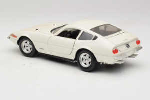 Ferrari 365 GTB/4 Daytona Berlina Hvid Techno Giodi 1:18 74007 Metal — billede 7 af 8