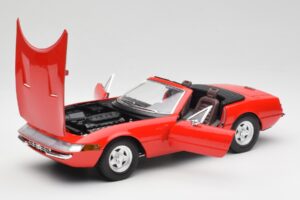 Ferrari 365 GTS Rød Solido 1:18 8017 Metal — billede 2 af 8