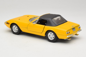 Ferrari 365 GTS Gul Med Sort Tag Solido 1:18 8018 Metal — billede 7 af 8