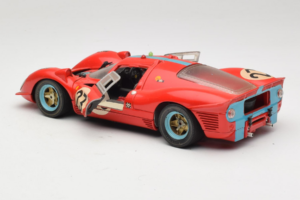 Ferrari 412P #23 W. Mairesse / J. Beurlys Le Mans 1967 Rød Revell 1:18 48826 Metal — billede 5 af 8