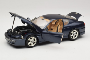 Ferrari 456 GT Blå Bburago 1:18 3036-B1 Metal — billede 2 af 8