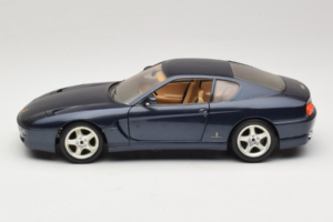 Ferrari 456 GT Blå Bburago 1:18 3036-B1 Metal — billede 4 af 8