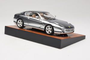 Ferrari 456 GT Chrome Silver Bburago 1:18 3746-R1 Metal — billede 6 af 8