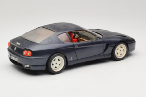 Ferrari 456 GT Dark Blue Metallic Bburago 1:18 3036-B2 Metal — billede 3 af 8