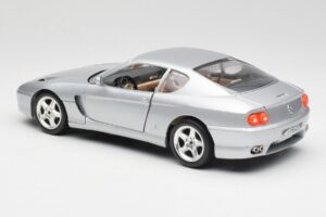 Ferrari 456 GT Sølv Bburago 1:18 3036-M2 Metal — billede 7 af 8