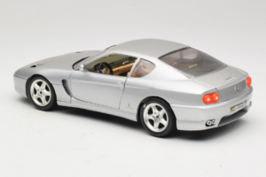 Ferrari 456 GT Sølv Bburago 1:18 3336-S1 Metal — billede 7 af 8