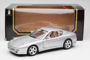 Ferrari 456 GT Sølv Bburago 1:18 3036-M2 Metal — billede 8 af 8
