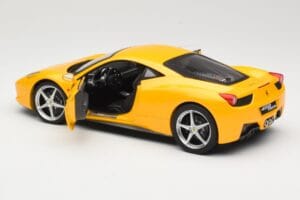 Ferrari 458 Italia Gul Hot Wheels 1:18 P9894 Metal — billede 5 af 8