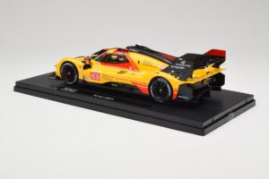 Ferrari 499P Hypercar AF Corse #83 R. Kubica / Y. Ye / R. Shwartzman 24 Hours of Le Mans 2024 Bburago 1:18 18-16313-83-VET Me — billede 7 af 9