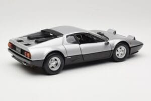 Ferrari 512BB Sølv Kyosho 1:18 08171S Metal — billede 3 af 8