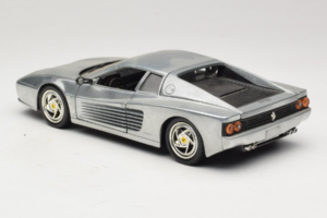Ferrari 512M Chrome Silver Hot Wheels 1:18 25739 Metal — billede 7 af 8