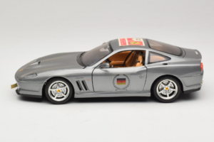 Ferrari 550 Maranello 25 Ferrari Model Club Sølv Bburago 1:18 3344-S1 Metal — billede 4 af 7