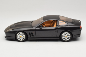 Ferrari 550 Maranello Sort Metallic Bburago 1:18 3344-B1 Metal — billede 4 af 8