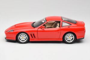 Ferrari 550 Maranello Rød Bburago 1:18 3064 Metal — billede 4 af 8