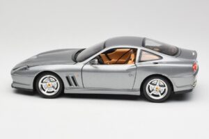 Ferrari 550 Maranello Sølv Bburago 1:18 3344 Metal — billede 4 af 8