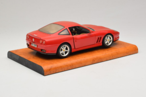 Ferrari 550 Maranello Technik Museum Speyer Edition Bburago 1:18 B001 Metal — billede 3 af 8