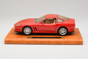 Ferrari 550 Maranello Technik Museum Speyer Edition Bburago 1:18 B001 Metal — billede 4 af 8