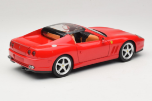 Ferrari 575M Superamerica Rød Hot Wheels 1:18 J2858 Metal — billede 3 af 8