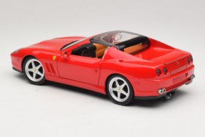 Ferrari 575M Superamerica Rød Hot Wheels 1:18 J2858 Metal — billede 7 af 8