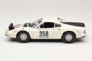 Ferrari Dino 246 GT Hvid Anson 1:18 3580 Metal — billede 4 af 8