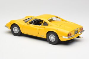 Ferrari Dino 246 GT Gul Anson 1:18 30301W Metal — billede 7 af 8
