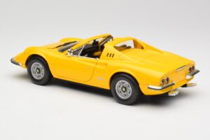 Ferrari Dino 246 GTS Gul Hot Wheels 1:18 23920 Metal — billede 7 af 8