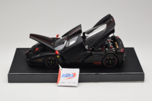 Ferrari Enzo Matt Black Begrænset Udgave BBR 1:18 HE180029 Metal