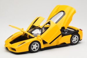 Ferrari Enzo Gul Hot Wheels 1:18 C1550 Metal — billede 2 af 8