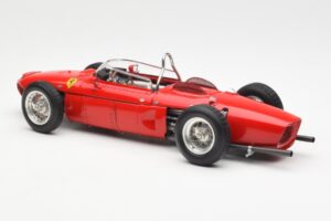 Ferrari Dino 156 Sharknose F1 1961 CMC 1:18 M-078 Metal — billede 5 af 6