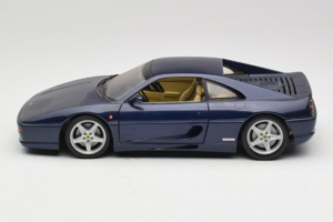 Ferrari F355 Berlinetta Blå Metallic UT Models 1:18 180074020-B1 Metal — billede 4 af 8