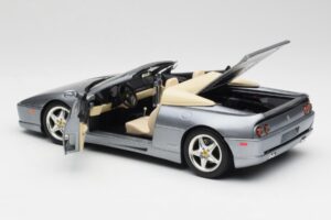 Ferrari F355 Spider Sølv Hot Wheels 1:18 23907-M1 Metal — billede 5 af 8