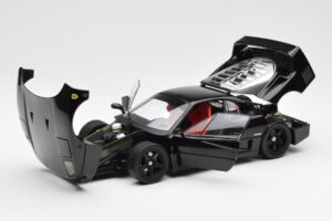 Ferrari F40 Sort Kyosho 1:18 08416BK Metal — billede 2 af 10